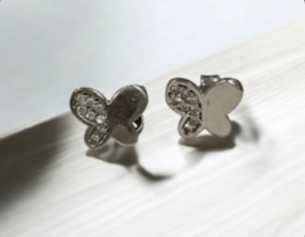 18K Gold Diamond Butterfly Earrings | Luxury Butterfly Diamond Earrings